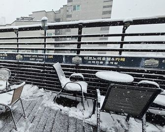 Ekonomy Hotel Incheon - Ιντσόν - Μπαλκόνι