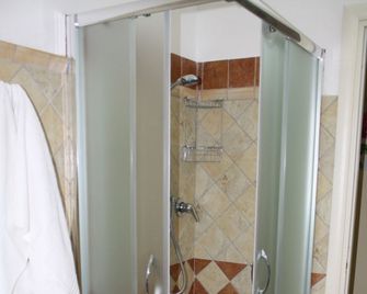 Luigi Apartments&Rooms - Pula - Bad