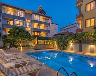 Gallion Hotel - Alanya - Bể bơi