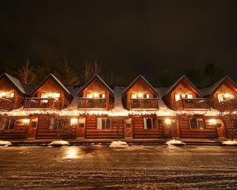 Nootka Lodge - Woodsville - Building