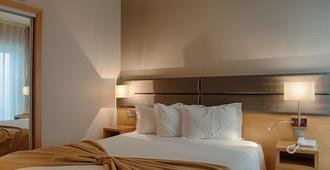 Hotel Oslo Coimbra - קוימברה - חדר שינה