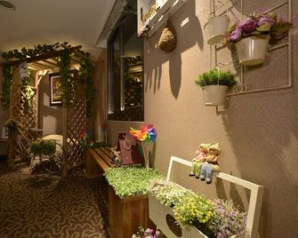 Cu Hotel Taichung - טאיצ'ונג