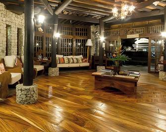 Oldwoods by the Sea Nature Resort Bani Pangasinan - Agno - Lounge