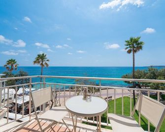 Talaiot Cala Millor - Apartment In Cala Millor - Cala Bona - Balcony