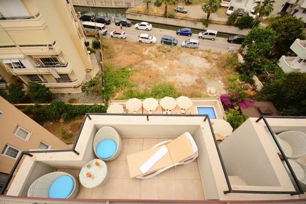 فندق سيتي مارماريس - مارماريس - شرفة