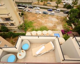 City Hotel Marmaris - Marmaris - Varanda