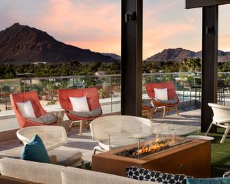 Canopy by Hilton Scottsdale Old Town - Scottsdale - Parveke