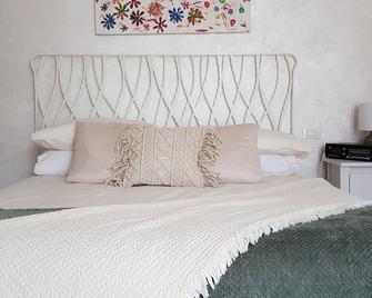 Large and quiet apartment 20 minutes from Venice - Venice - Bedroom