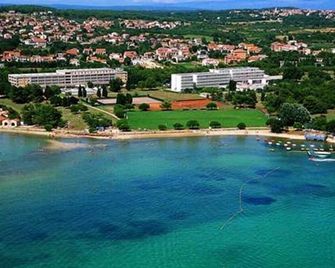 Istriensonne - Apartments Lucano - Medulin - Building