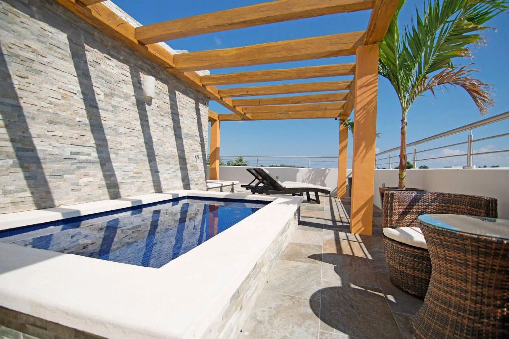 Azura Boutique Hotel