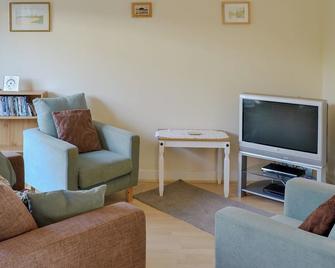 Turnstone - Seahouses - Living room