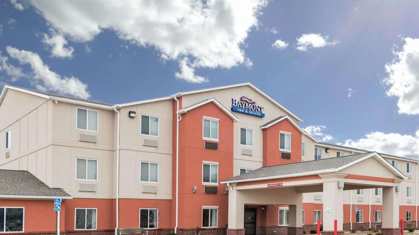 Baymont Inn & Suites Fulton