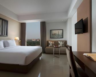 Hotel Santika Premiere Kota Harapan Indah - Bekasi