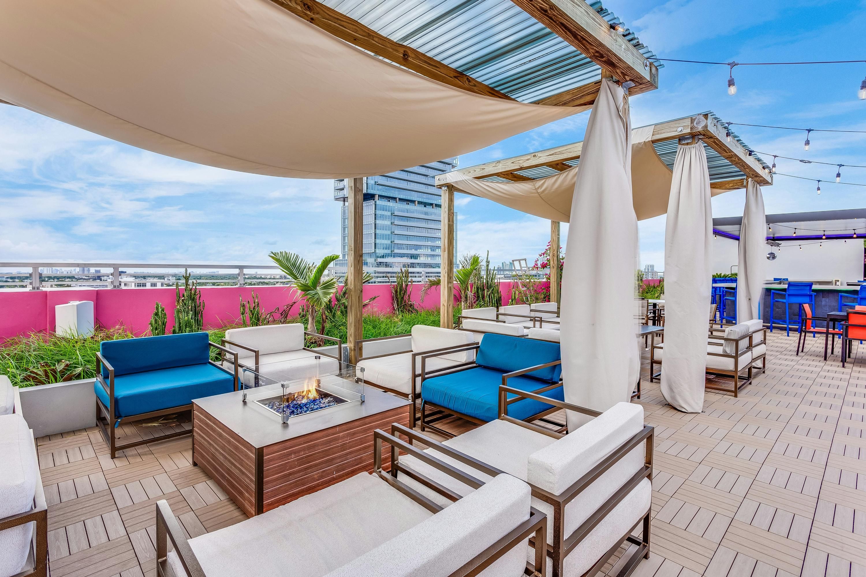 SERENA Hotel Aventura Miami, Tapestry Collection by Hilton - Aventura - Balkon