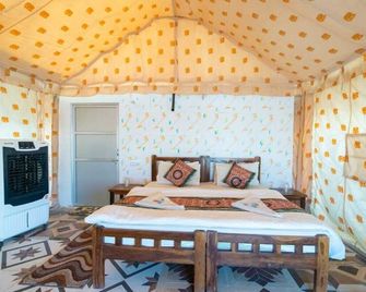 Ace Desert Resort - Jaisalmer - Phòng ngủ