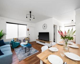 Sun and Sand Albert Park - Melbourne - Dining room