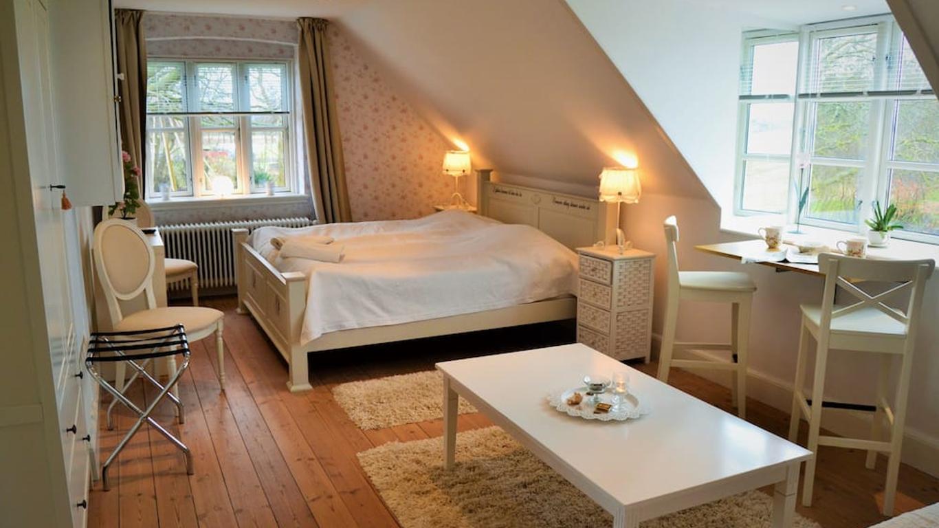 Jungshoved Præstegård B&B