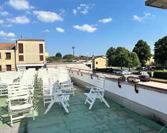 Hotel Battaglia - Battaglia Terme - Balcony