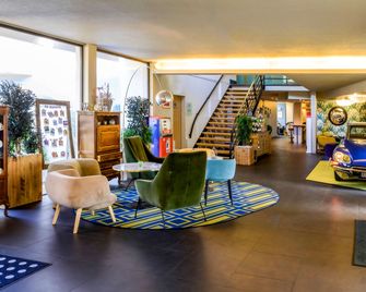 Novotel Orleans Chemins De Sologne Demeures De Campagne - Orléans - Hall d’entrée