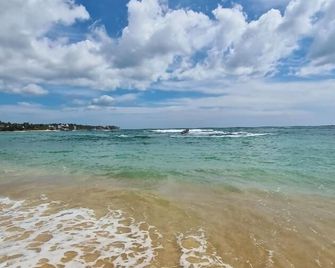 Chill Bay Weligama - Weligama - Strand