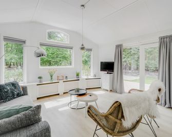 Chalet Descansar in the Veluwe - Beekbergen - Living room