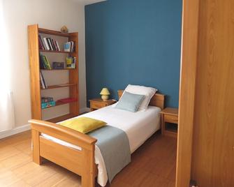 Pleasant bright house with terrace and garden - Tournefeuille - Chambre