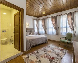 Armistis Hotel - Mudanya - Bedroom