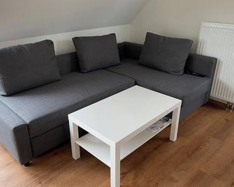 Ferienwohnung Wilma Comfort (G), 75qm mit 1 Schlafzimmer für maximal 3 Personen - Langenargen - Wohnzimmer