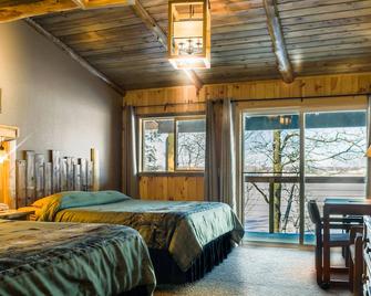 Curriers Lakeview Lodge - Rice Lake - Camera da letto