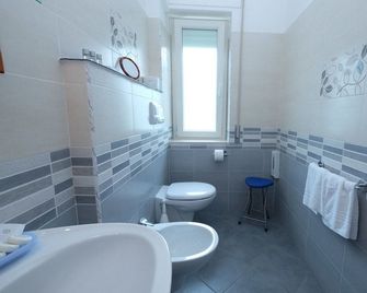 Hotel Mazzocca - Caramanico Terme - Baño