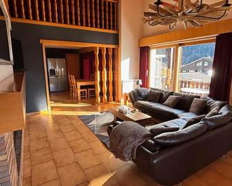 Duplex spacieux, 20 pers, 10 Multi Pass offerts, proche pistes, garage - FR-1-693-95 - La Chapelle-d'Abondance - Salon