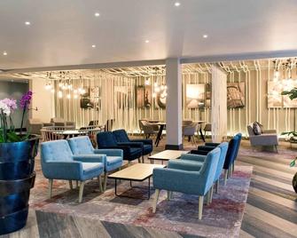 Holland House Hotel Cardiff By Sunday - Cardiff - Lounge