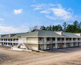 Motel 6 Lagrange, GA - La Grange - Building