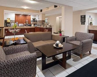 Baymont by Wyndham Monroe Ohio - Monroe