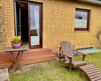 Double room no. 1 ground floor shower-WC - Pension Haus Christine - Sylt - Patio