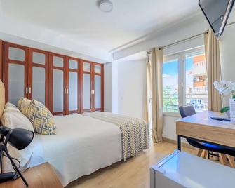 Hotel Madrid - Torrevieja - Bedroom