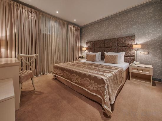 Hotel De Paris- Moscow - موسكو - غرفة نوم