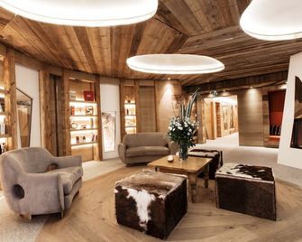 Hôtel Les Barmes De l'Ours - Val-d'Isere - Salónek
