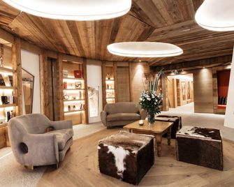 Hôtel Les Barmes De l'Ours - Val-d'Isere - Lounge