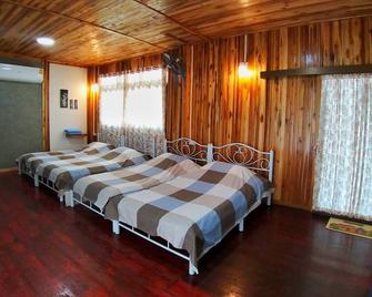 Modernloft Homestay - Uthai Thani - Camera da letto