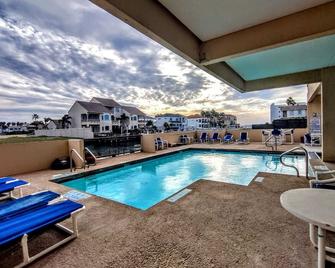 Landfall Towers 34 Condominium Condo - South Padre Island - Pool