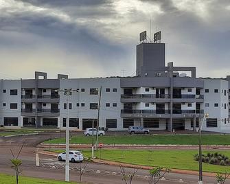 Thile Park Hotel - Jataí - Building