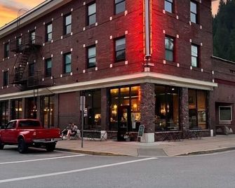The Linden Lofts at Albertini’s- Downtown Luxury Lofts #1 - Wallace - Building