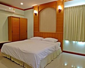 Baan Ingna Resort Hotel - Chaiyaphum