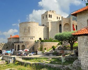 Hotel Vila Zeus - Tirana