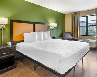 Extended Stay America Select Suites - Tampa - North - USF - Attractions - Temple Terrace - Camera da letto