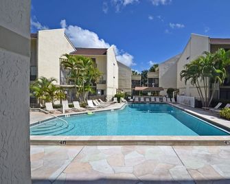 Bay Oaks - 6157 #E01 - Siesta Key - Zwembad