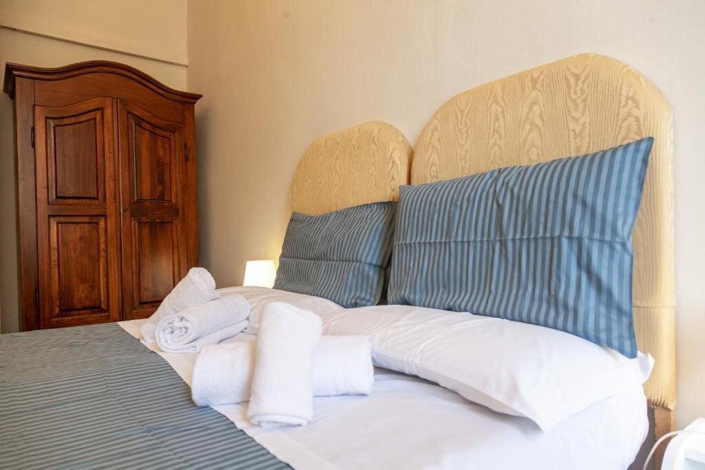 Le Violette - לוקה - חדר שינה