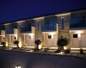 Montedarena Hotel - Pulsano - Budova