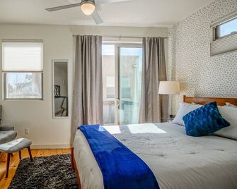 #2-Mount Condo · Urban! Art! 1bd1ba Condo Near Old Town/Sawmill - Alburquerque - Habitación